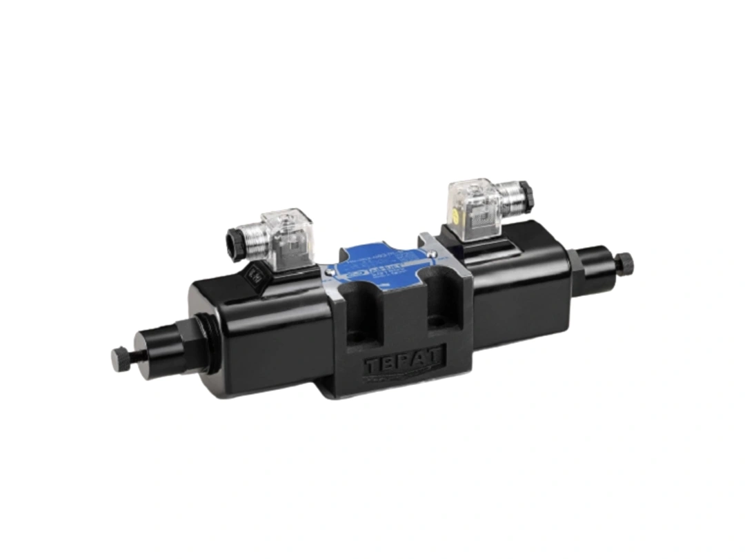 G03 Manual Override Solenoid Valve | DC | DL Plug, IP65