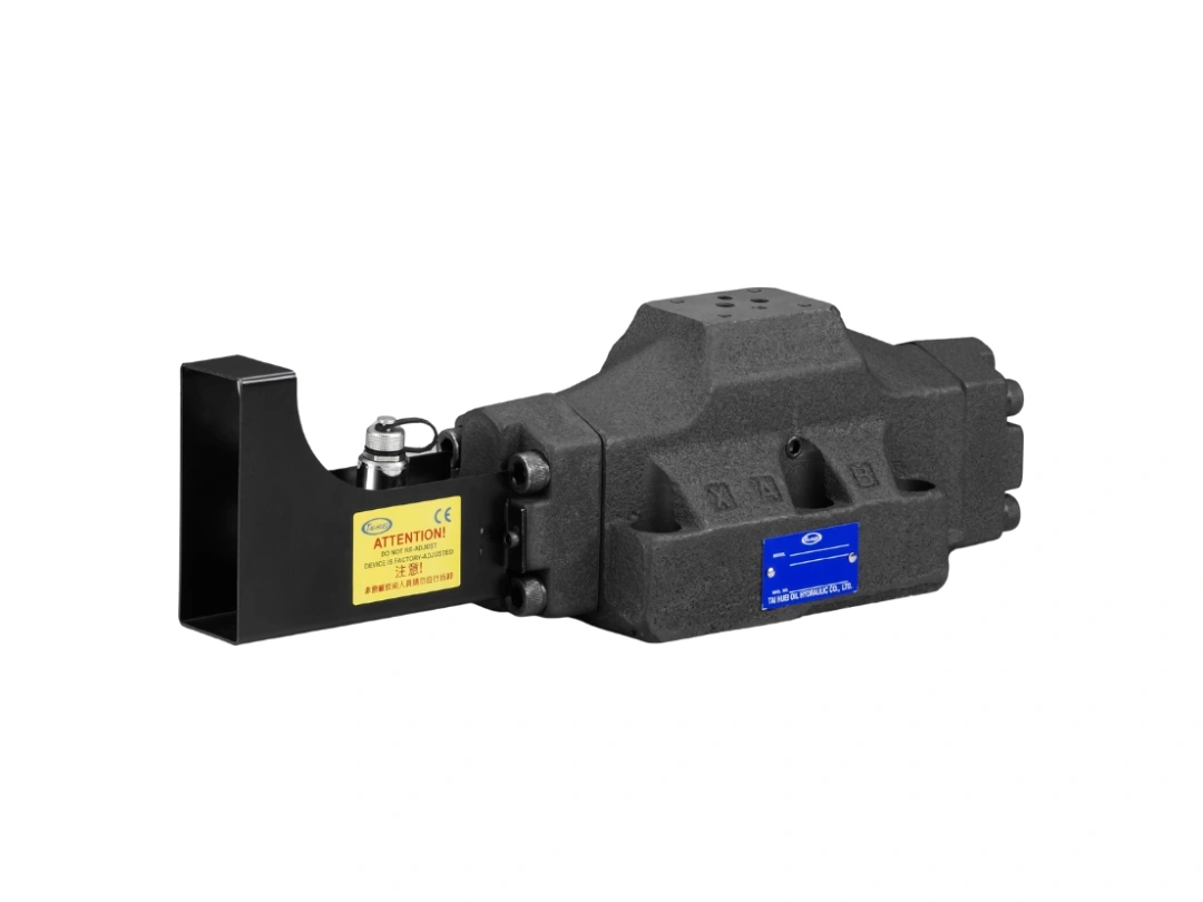 HD-***-G06-P-D-P Spool Position Monitored Directional Valve
